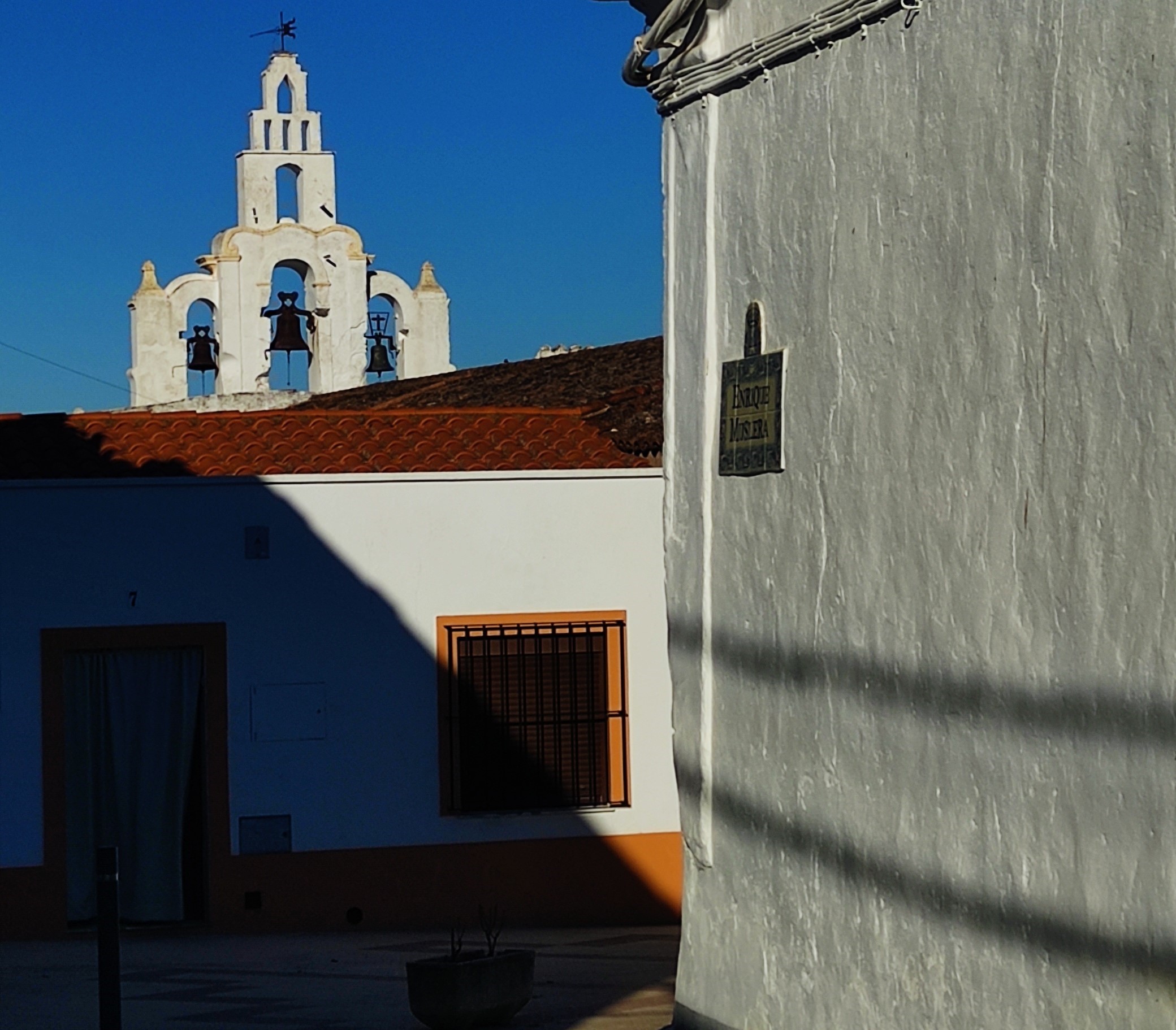 EN EL NOMBRE DE MI PUEBLO