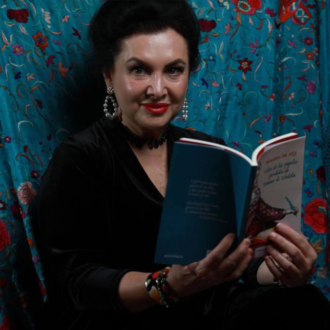 Rosana Aza, presenta su último libro